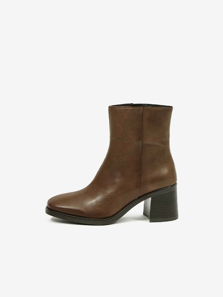 Ojju Ankle boots